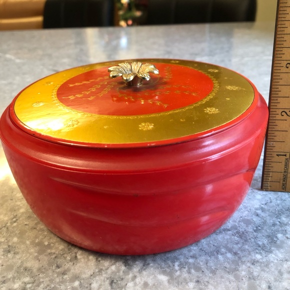 Vintage Avon Beauty Dust Powder Container Decorative Glass Canister 1957 - Picture 8 of 8